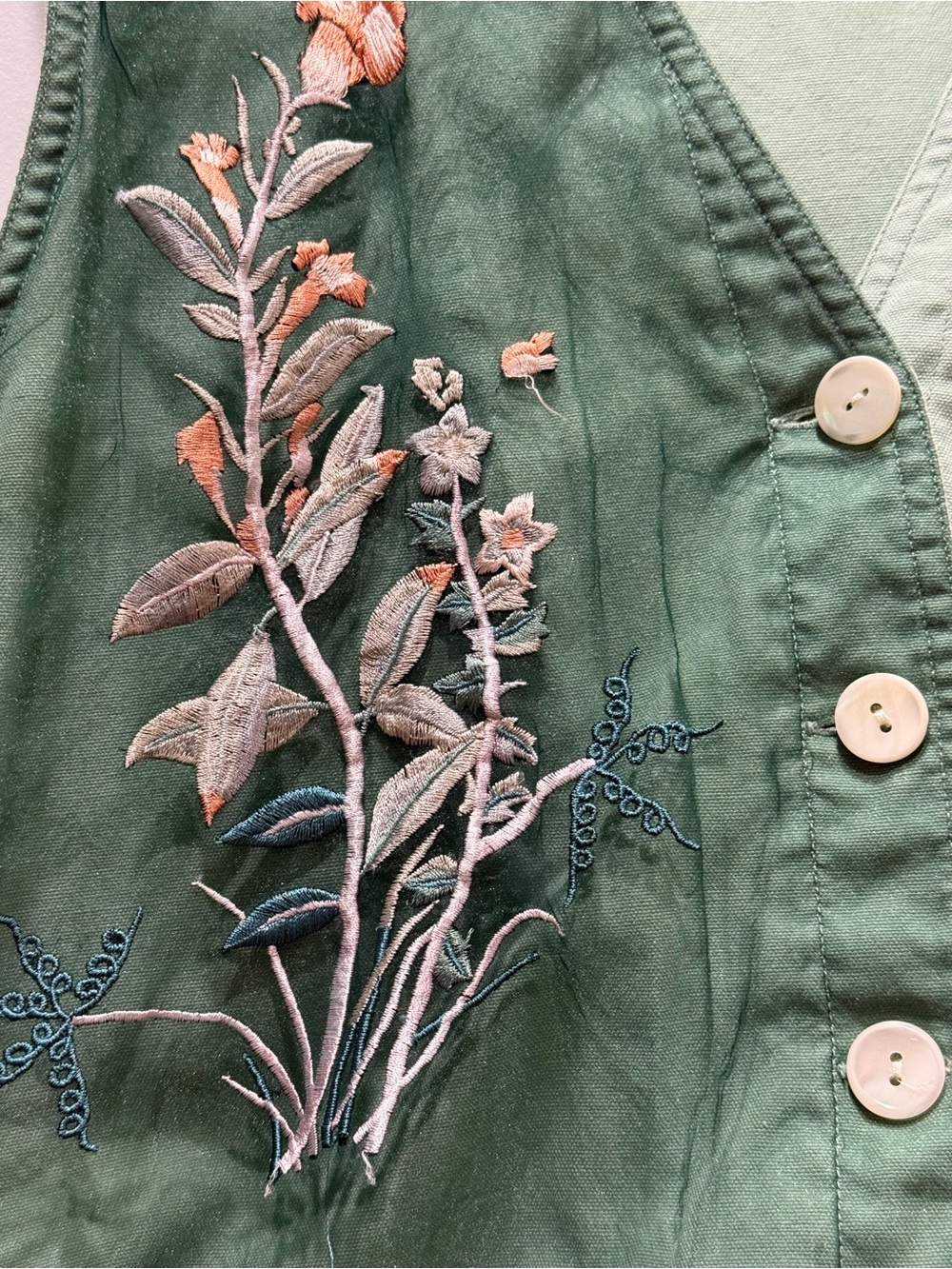 Vintage Carole Little Sport Green Embroidered Floral Button Front Vest | Size S - Picture 5 of 7